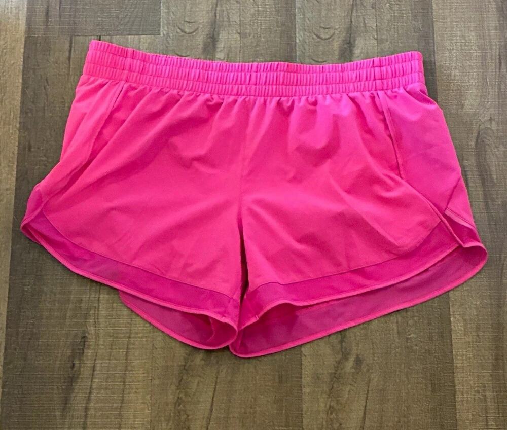 Athleta Women’s Pink Solid Mesh Racer Run Athletic Shorts 4" Pockets Size L